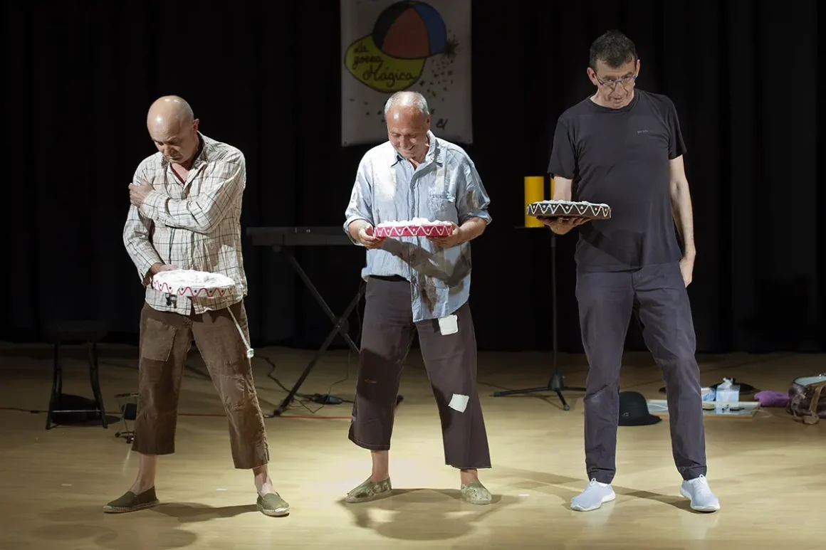 EL RETORNO DE LA GORRA MÁGICA SEGUNDA PARTE  (Teatro Infantil y Familiar)